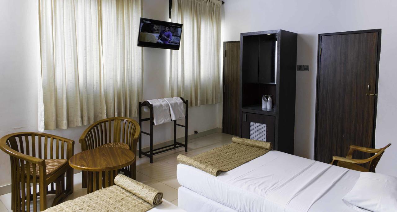 Hotel Sunshine Colombo Esterno foto