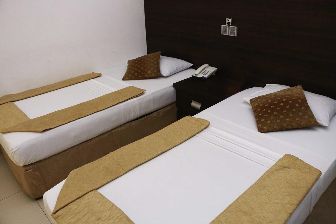 Hotel Sunshine Colombo Esterno foto
